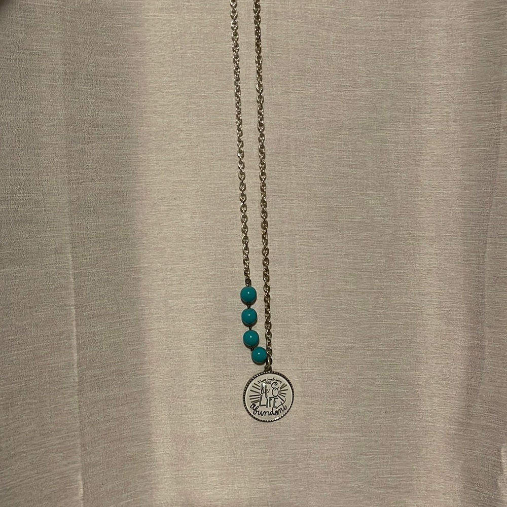 Long plunder necklace